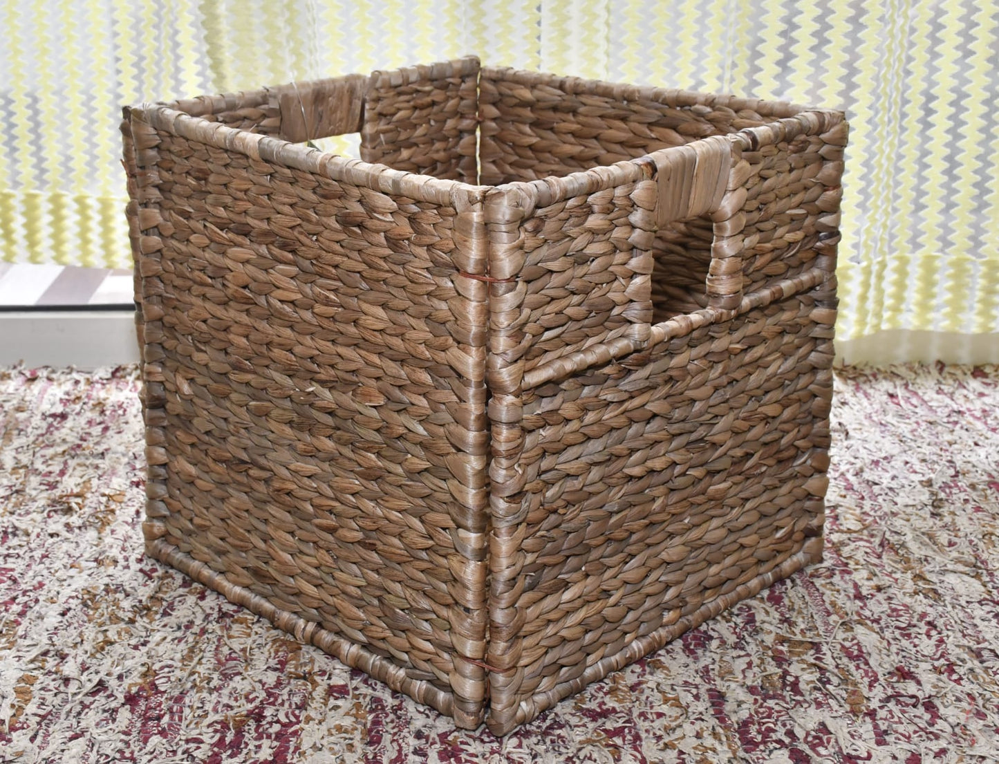 FOLDING BASKET