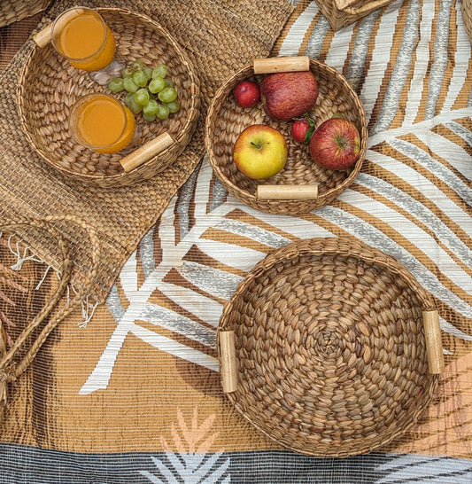 Natural Elegance: Water Hyacinth Fruit Platters for Exquisite Presentations